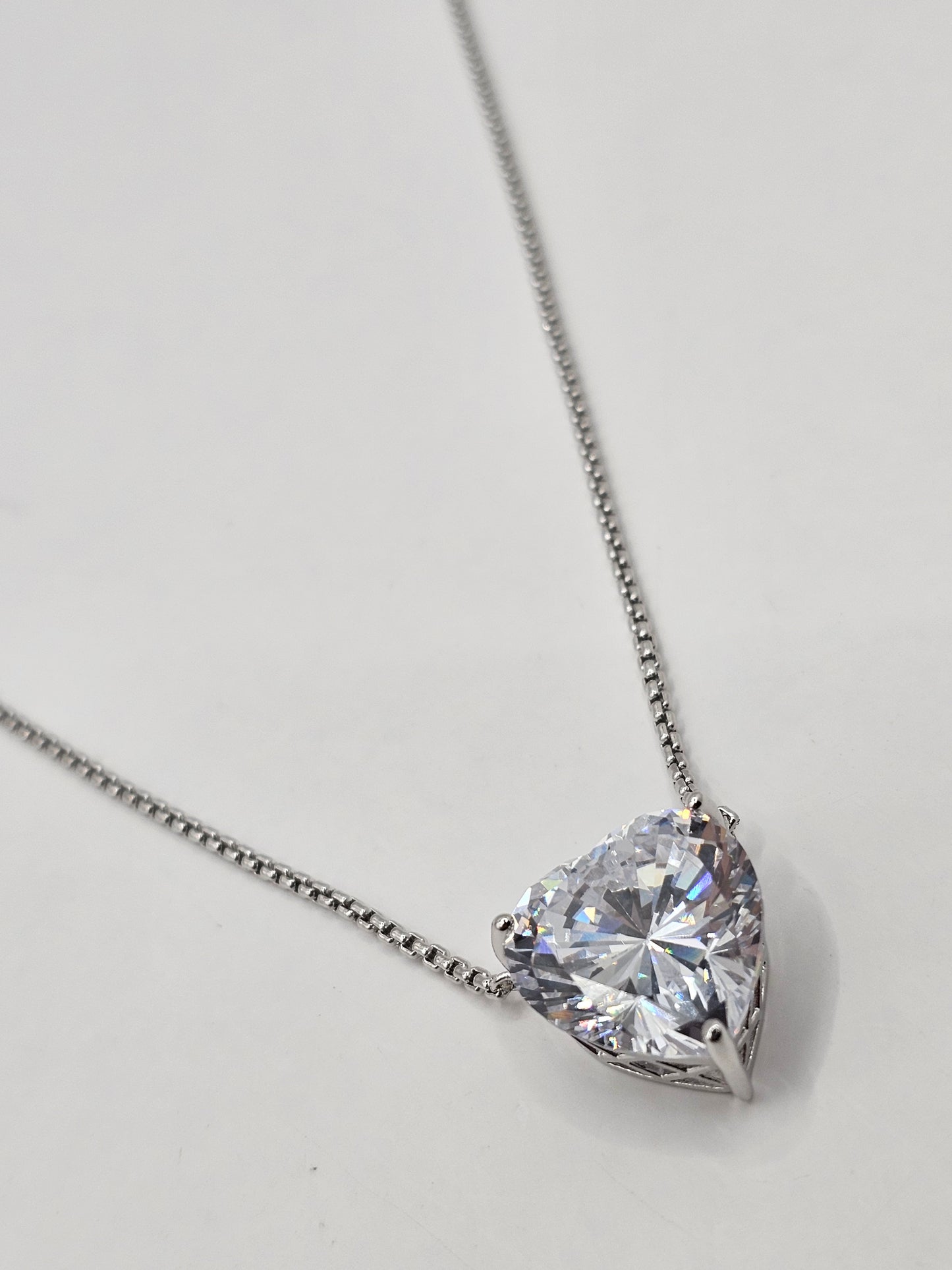 Ice Heart Pendant Set