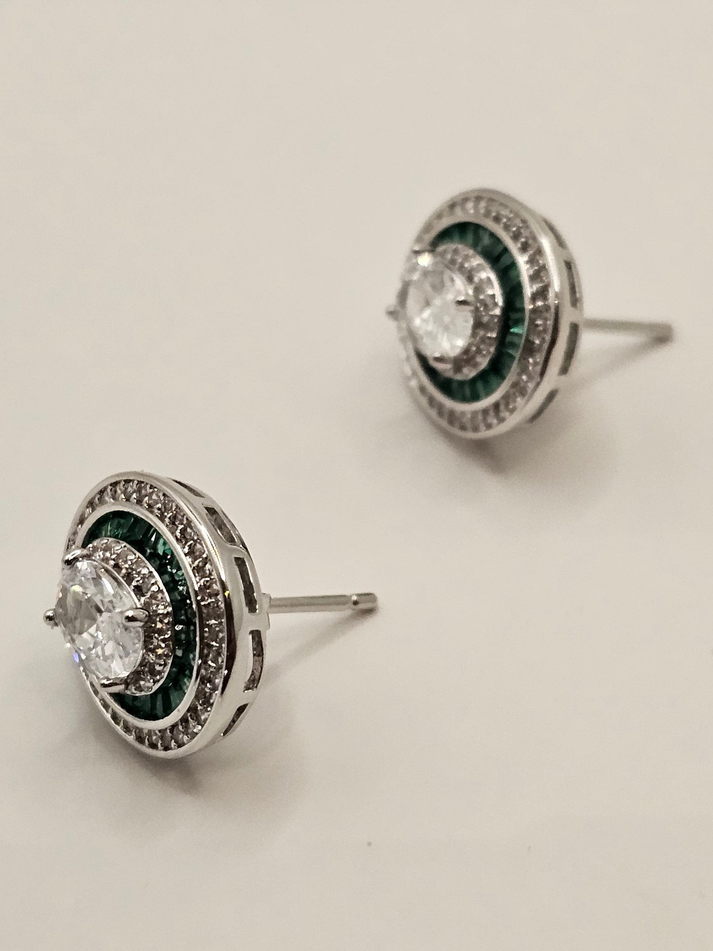 Round Stone Green Studs