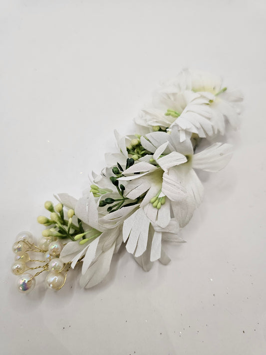 White Floral Headpiece