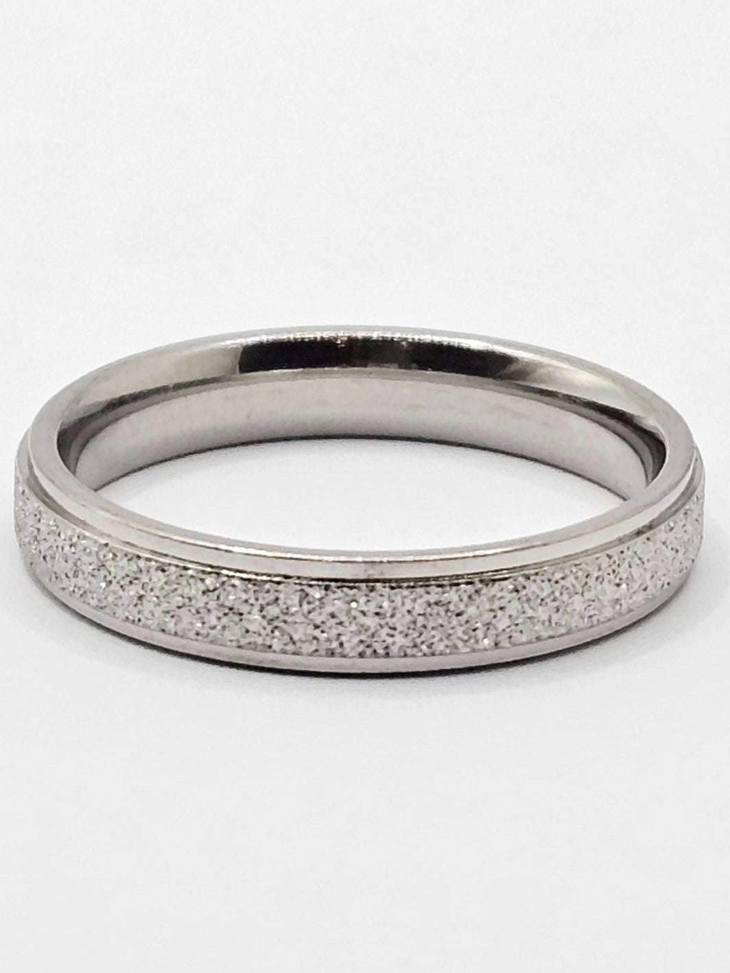 Elegant Silver Polish Band Ring